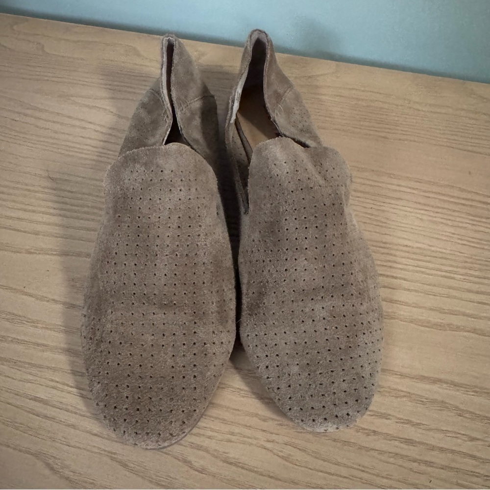 Lucky Brand Brown Slip On Perforated Flats Size 8